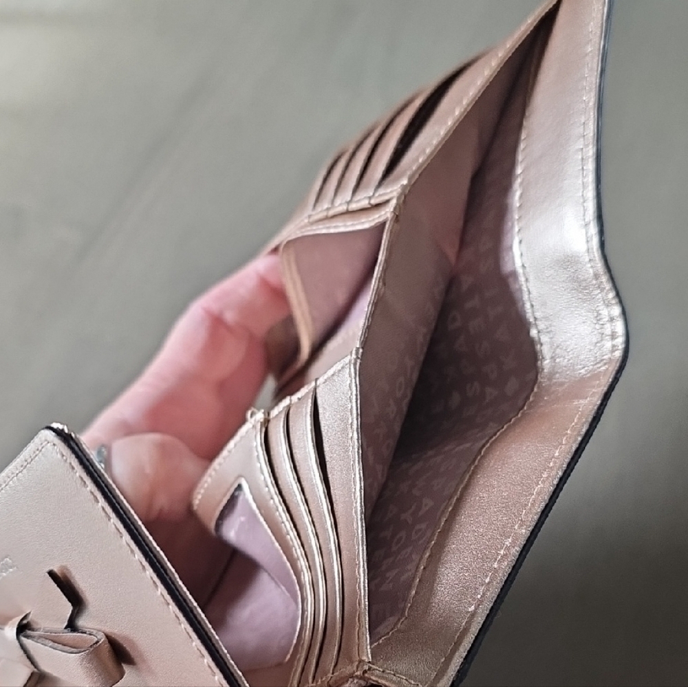 kate spade Blush Bow Leather Wallet - Picture 7 of 7